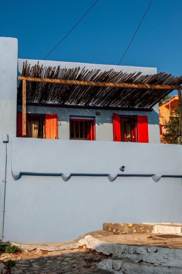 Atlantis Houses Chalki Town Buitenkant foto