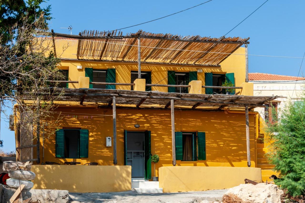 Atlantis Houses Chalki Town Buitenkant foto