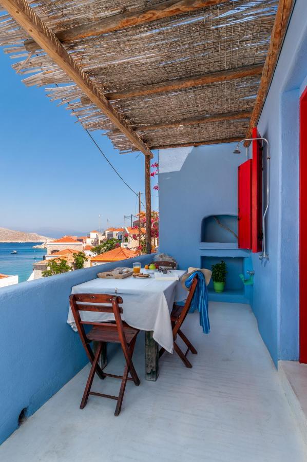 Atlantis Houses Chalki Town Buitenkant foto
