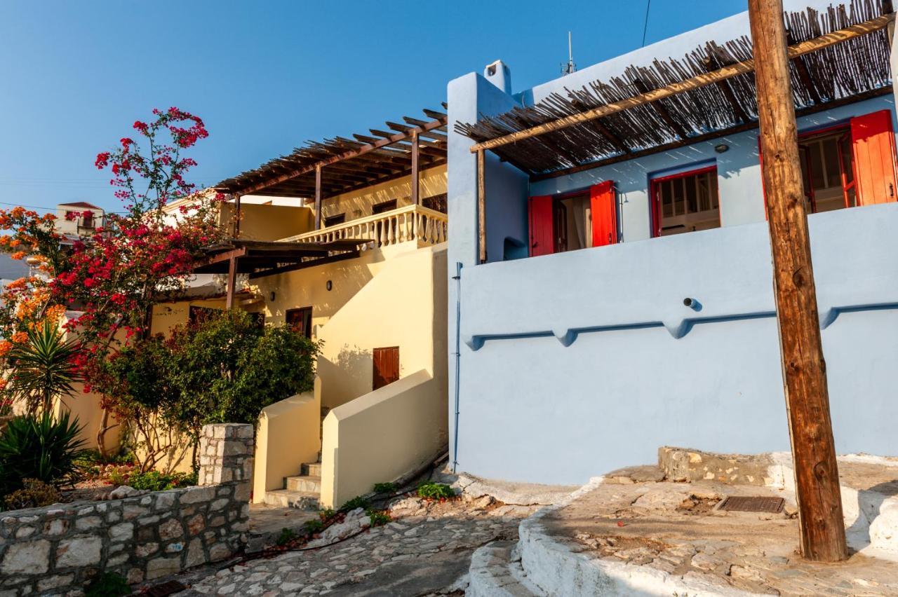 Atlantis Houses Chalki Town Buitenkant foto