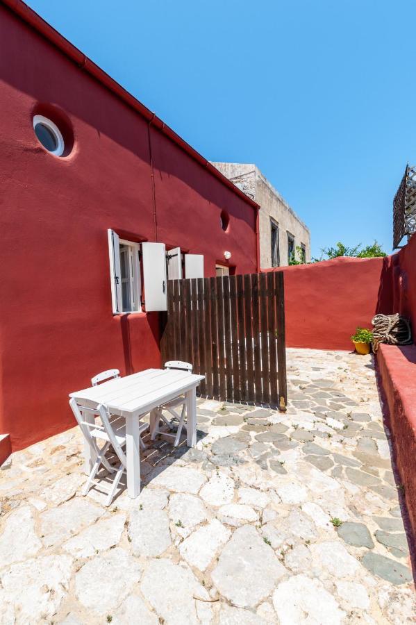 Atlantis Houses Chalki Town Buitenkant foto