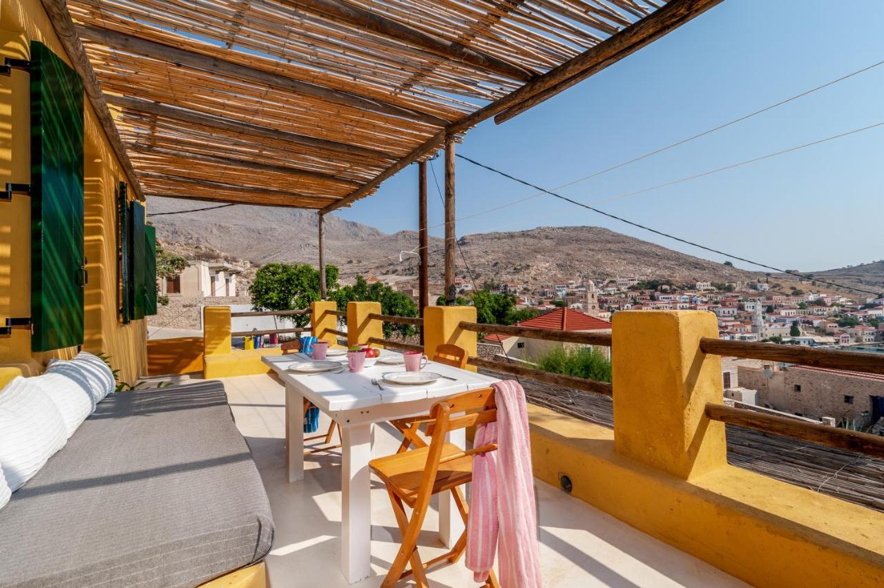 Atlantis Houses Chalki Town Buitenkant foto