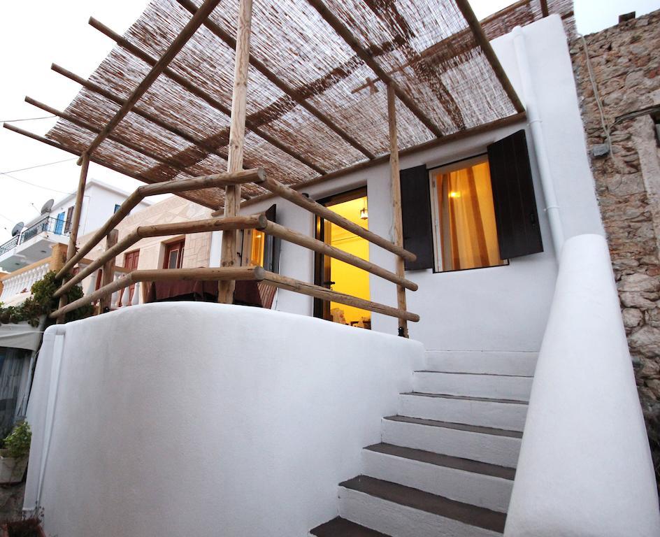 Atlantis Houses Chalki Town Buitenkant foto