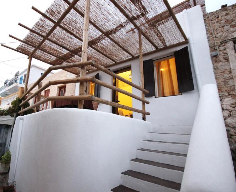 Atlantis Houses Chalki Town Buitenkant foto